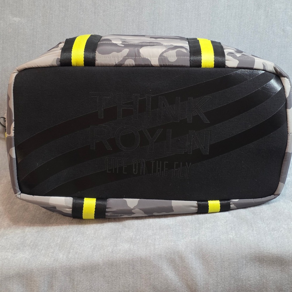Think Royln Wingman Bag Large Grey Camo Neon Yellow Quilted Puffer Tote  Travel - Picture 6 of 8